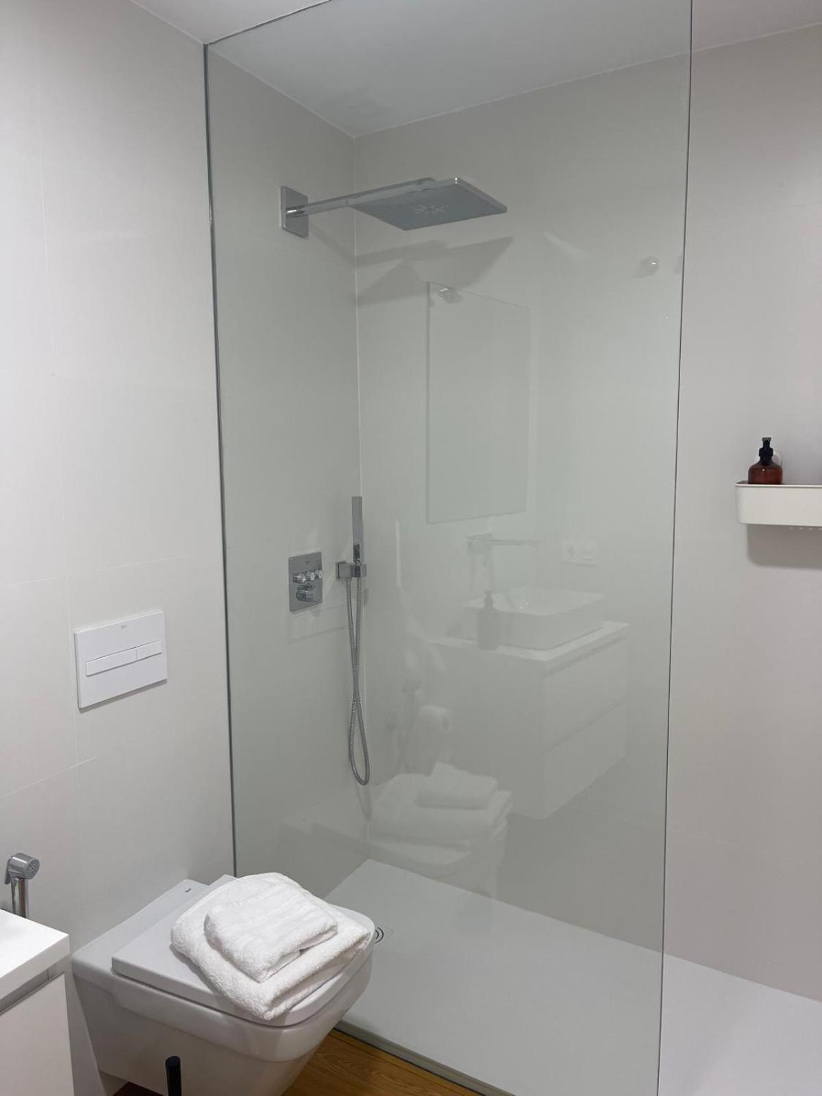 Apartamento Calle Rodrigo De Triana Con Opcion De Parking Sevilla Eksteriør billede