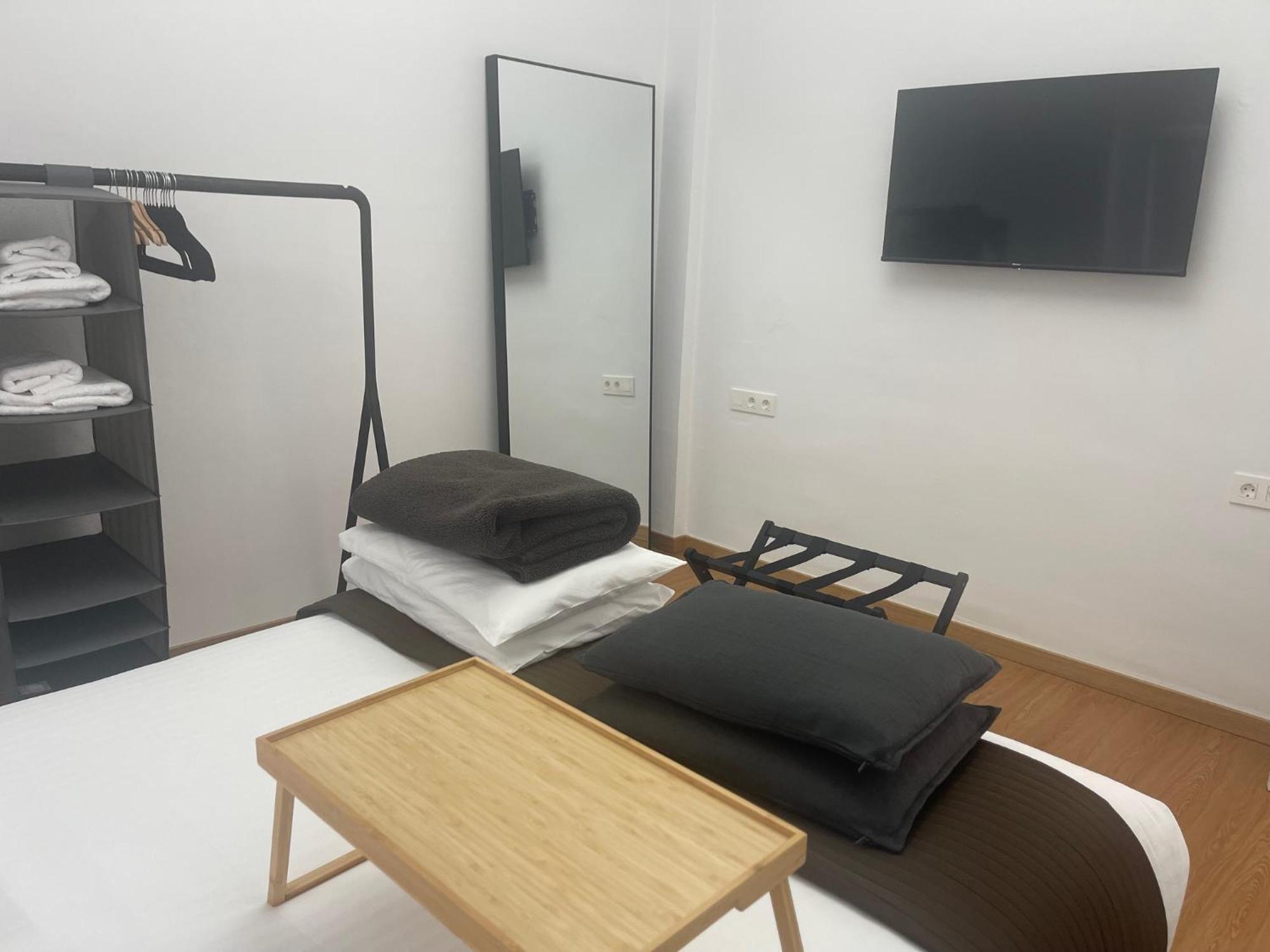 Apartamento Calle Rodrigo De Triana Con Opcion De Parking Sevilla Eksteriør billede