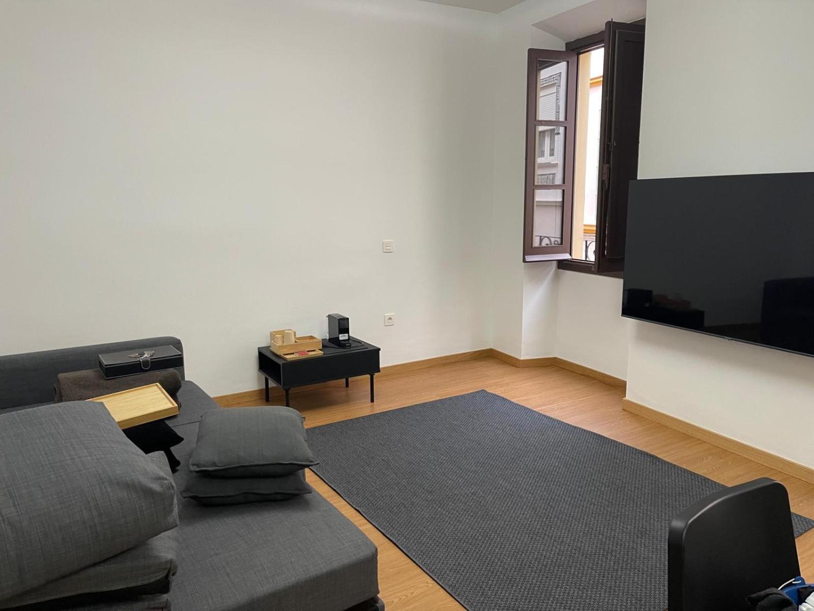 Apartamento Calle Rodrigo De Triana Con Opcion De Parking Sevilla Eksteriør billede